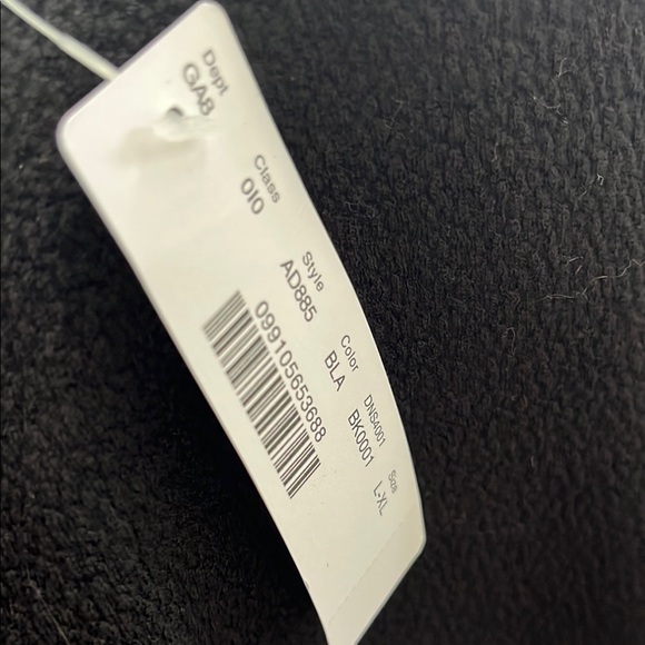 Hatch Black Turtleneck Top - Picture 3 of 4